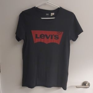 Levi's t-shirt